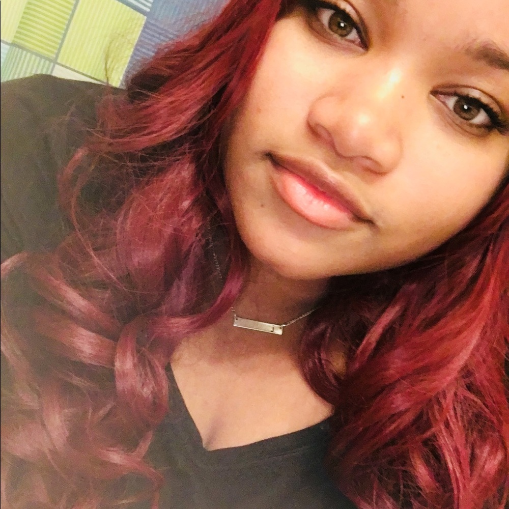 Meet your Posher, Jayde